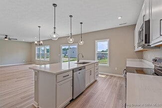 106 Patriot Loop, Sellersburg, IN 47172