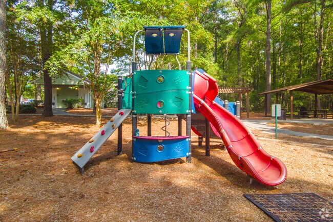 There are playgrounds for children at Zebulon Community Park in Zebulon.