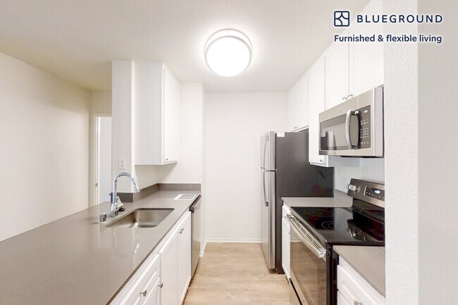 333 1st St unit FL2-ID10875A, Seal Beach, CA 90740 - photo 6