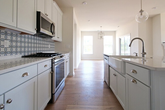 16018 Canoe Pointe Loop, Moseley, VA 23120 - photo 4