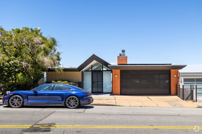 Modern homes are common in Clarendon Heights.