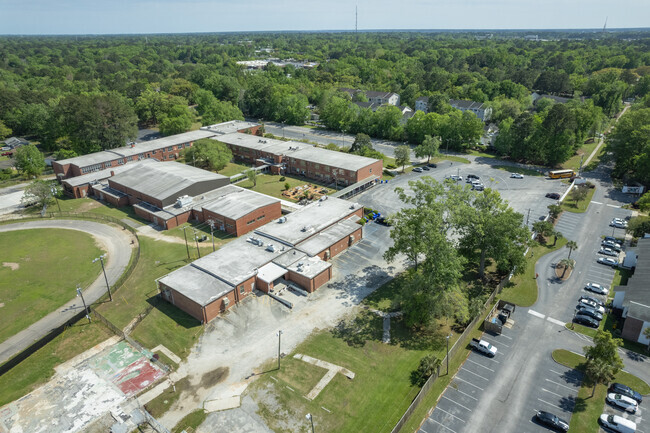 C.E. Williams Middle School North Campus is a public school in Charleston.