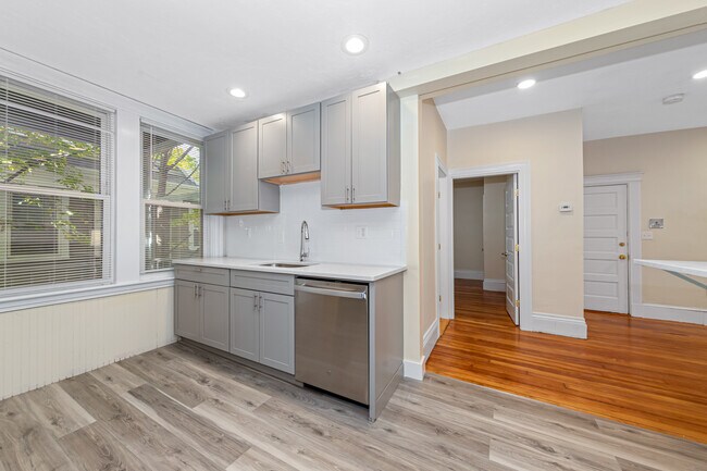 39 Brackett St unit 44-2, Brighton, MA 02135 - photo 6