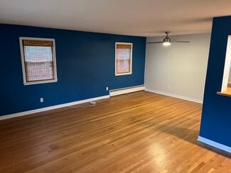 215 Fay Rd Unit 1, Syracuse, NY 13219