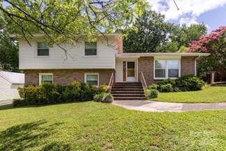 1533 Bonnie Ln, Charlotte, NC 28213