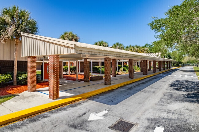 Umatilla Elementary School is a public school with 588 students in grades PK, K5 in Lake County.