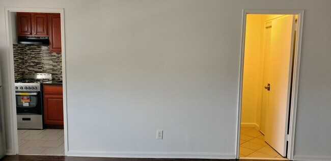 NEWLY RENOVATED STUDIO APARTMENT, East Orange, NJ 07017 - photo 5