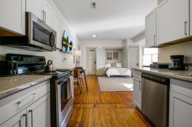 1848 E 89th St unit ID1061083P, Cleveland, OH 44106 - photo 7