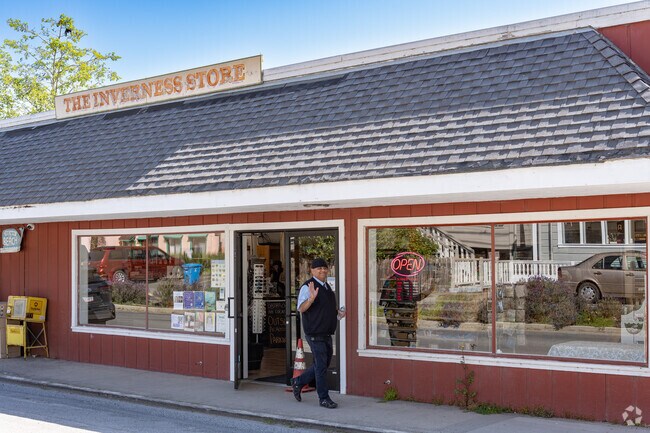 The local bus driver waves to a local from the Inverness Market in friendly Inverness.