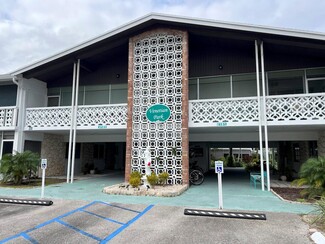 2161 NE 42nd Ct Unit 108, Lighthouse Point, FL 33064