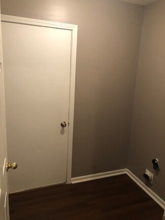 10843 Tanbark Dr, Indianapolis, IN 46235