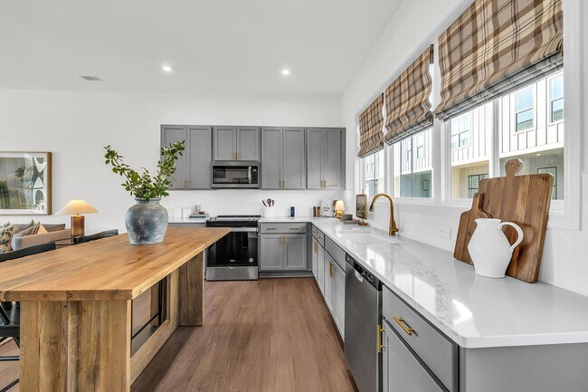 143 Peerless Ave, Chattanooga, TN 37405 - photo 3