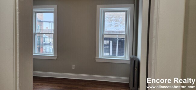 1185 Commonwealth Ave unit 16C, Allston, MA 02134 - photo 5