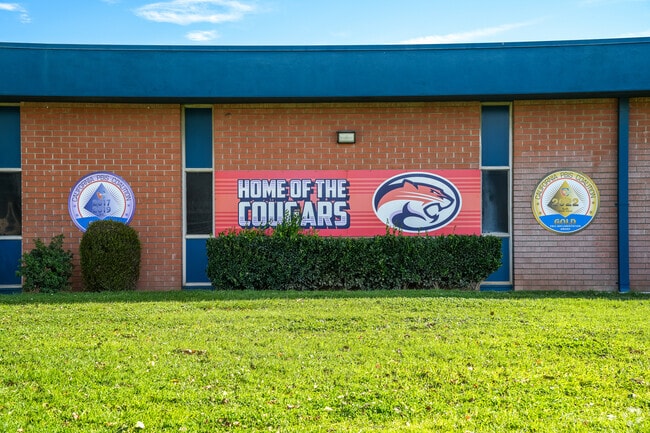 The courses at Kolb Middle School encourage critical thinking and creativity.