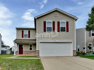 106 Frostwood Ln, Greenwood, IN 46143