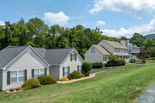 You can find one and two story homes within Mill Creek.
