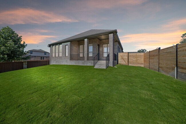 300 Ridgewell Loop, Georgetown, TX 78633 - photo 5