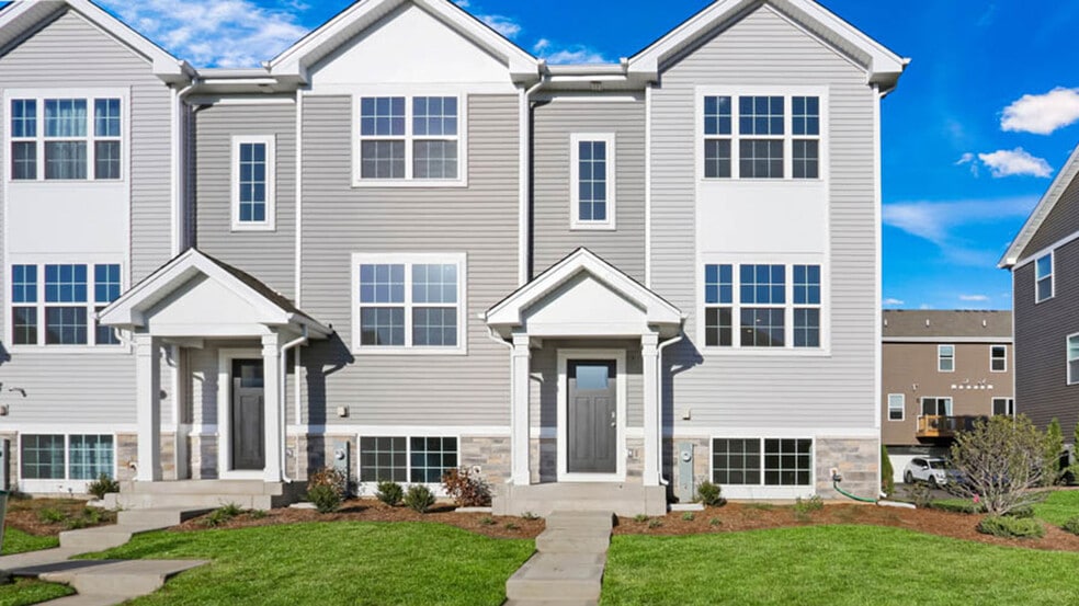 1441 Oakfield Ln, Pingree Grove, IL 60140 - photo 1