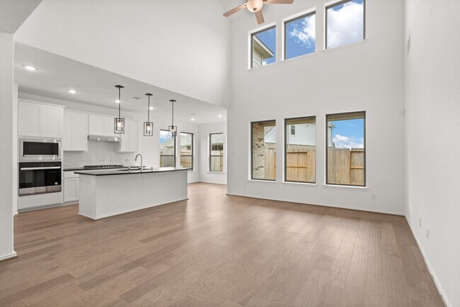 19607 Holly Pierce Dr, Cypress, TX 77433 - photo 6