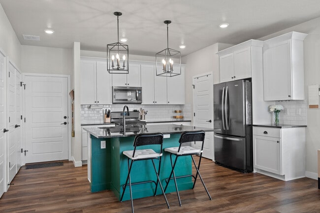 74 S Baker Spring Cove, Saratoga Springs, UT 84045 - photo 3