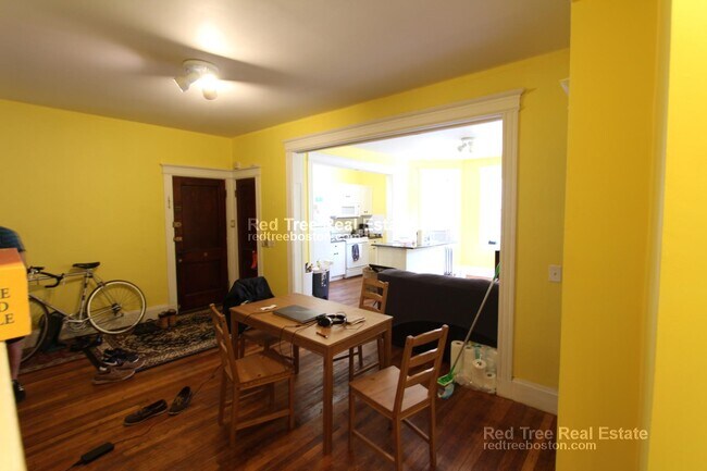 43 Orkney Rd unit 1, Brighton, MA 02135 - photo 6