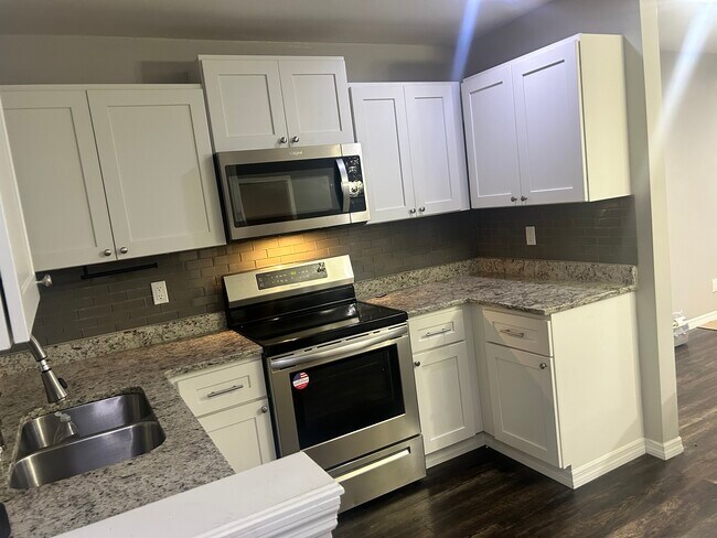 501 Firefly Ln, Apollo Beach, FL 33572 - photo 5