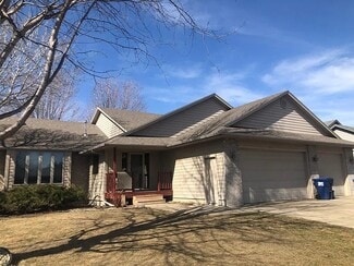 1805 S Lorne Ln, Sioux Falls, SD 57106