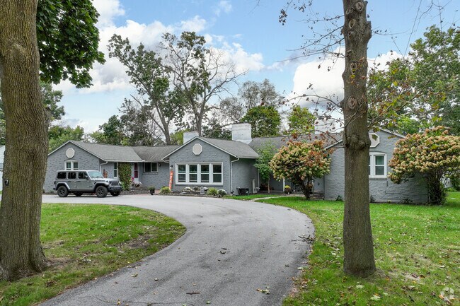 Ranch style homes sit sprawled out throughout McNaughton.