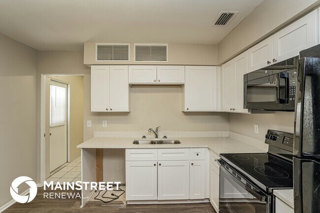 604 Shamrock Blvd, Venice, FL 34293 - photo 7