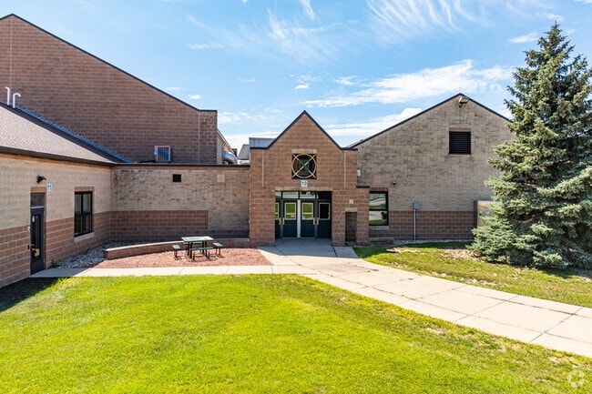 Waterford's Evergreen Elementary School has a student-teacher ratio of 14 to 1.
