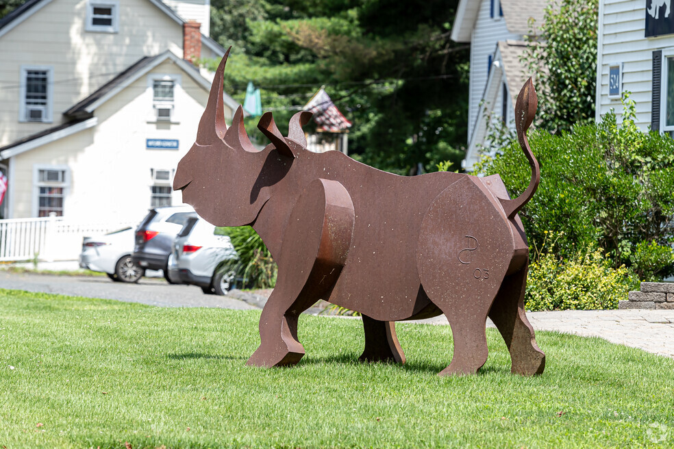 Neighborhood_Weatogue_Final_012624