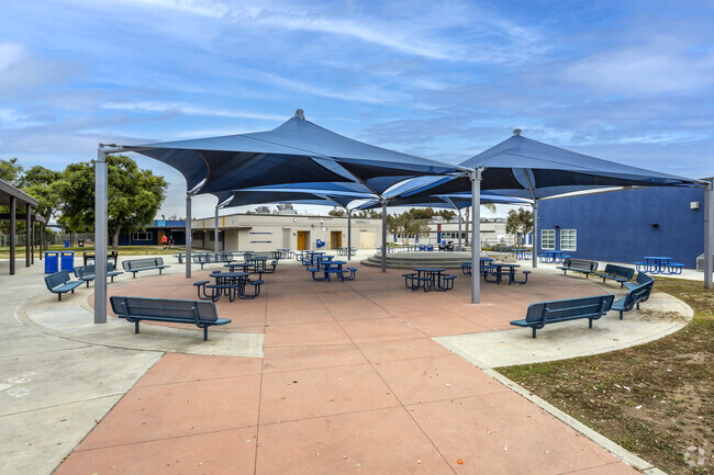 The courtyard of the Oak Crest Middle in Encinitas.