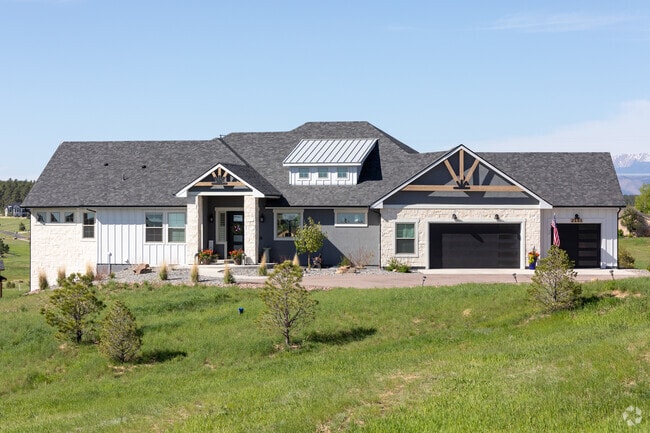 Kings Deer ranch style home have amazing curb appeal.