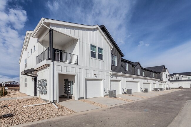 RainDance - Condos unit 8, Windsor, CO 80550 - photo 3