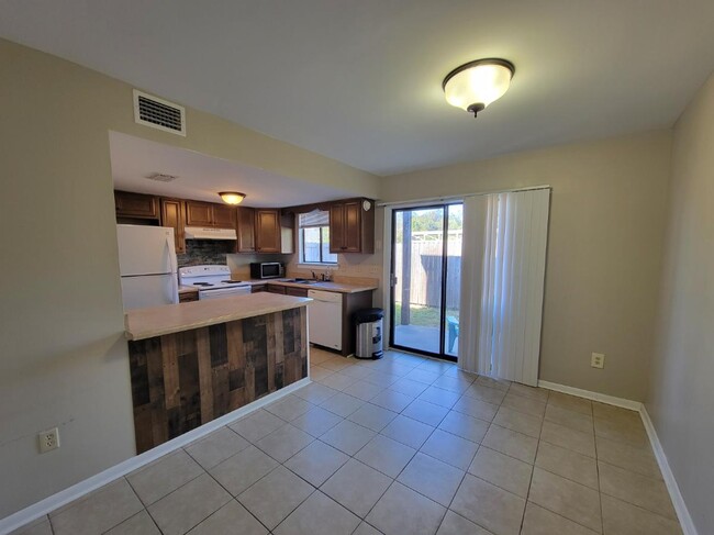 4466 E Business Highway 98, Panama City, FL 32404 - photo 7