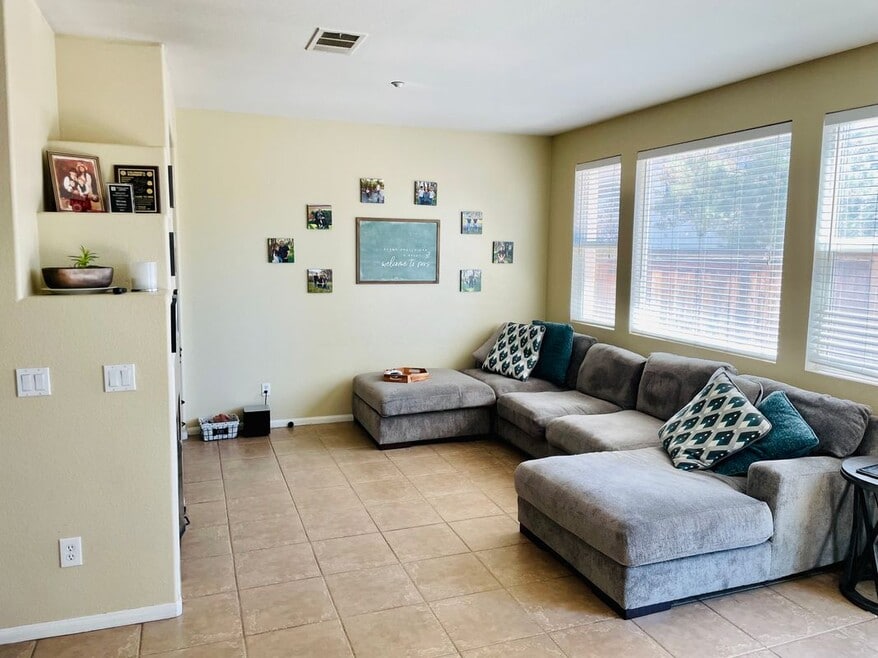 41524 Blue Canyon Ave, Murrieta, CA 92562 - photo 1