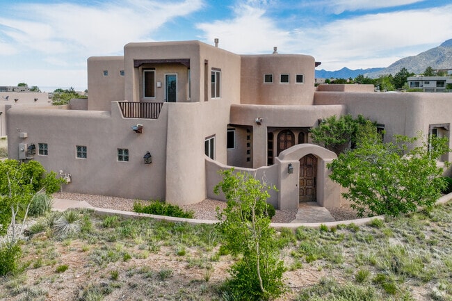 Foothills North has a large variety in home amenities, like having a courtyard and/or balcony.