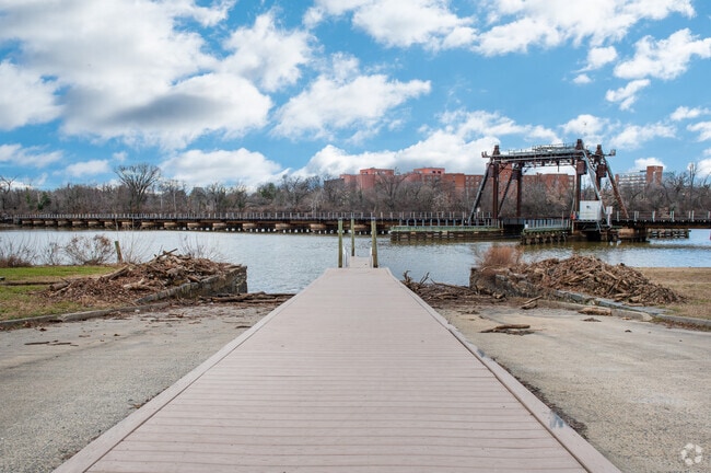 Anacostia residents have access to a convenient boat launch offering easy access to the river.