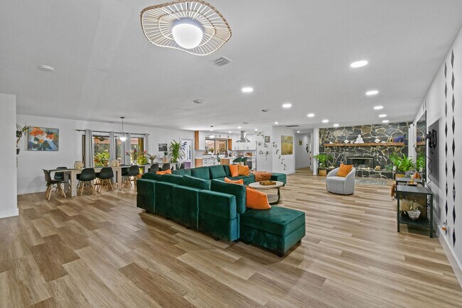 13014 46th Ct N unit ID1326861P, West Palm Beach, FL 33411 - photo 7