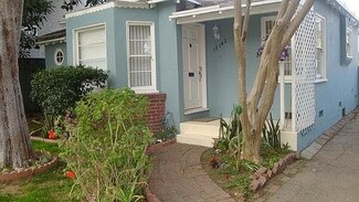12143 Moorpark St, Studio City, CA 91604