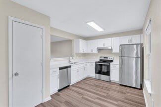 5600 Salem Run Blvd, Fredericksburg, VA 22407