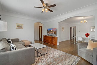 906 W Keith Ave Unit ID1370216P, Waukegan, IL 60085