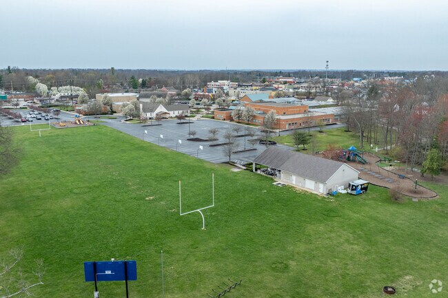 Immaculate Heart Of Mary features on campus sports facilities in Forestville.