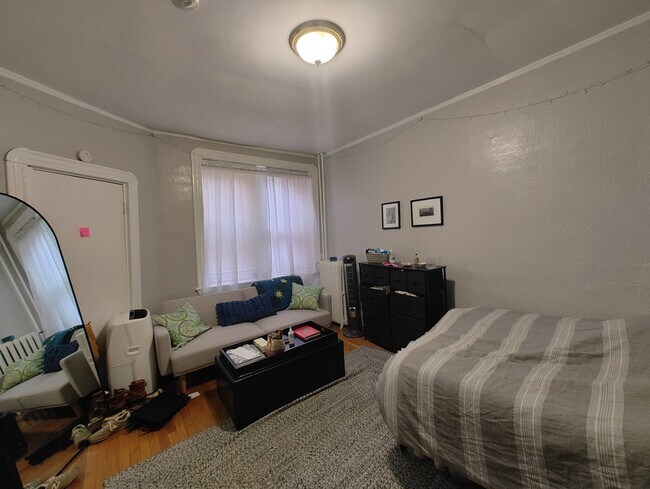 74 Revere St unit 1R, Boston, MA 02114 - photo 7
