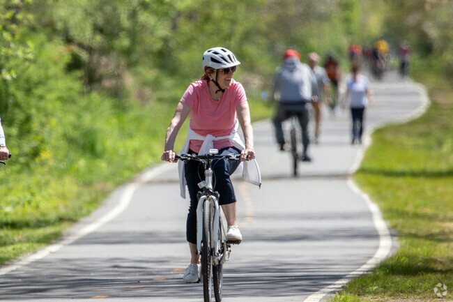 The East Bay Bike Path borders the Rumstick neighborhood offering excellent exercise.