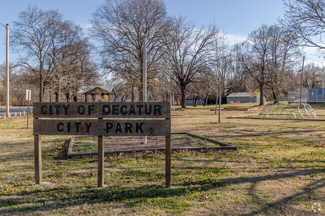 The Decatur City Park has a playground, pool, and multiple sports courts.