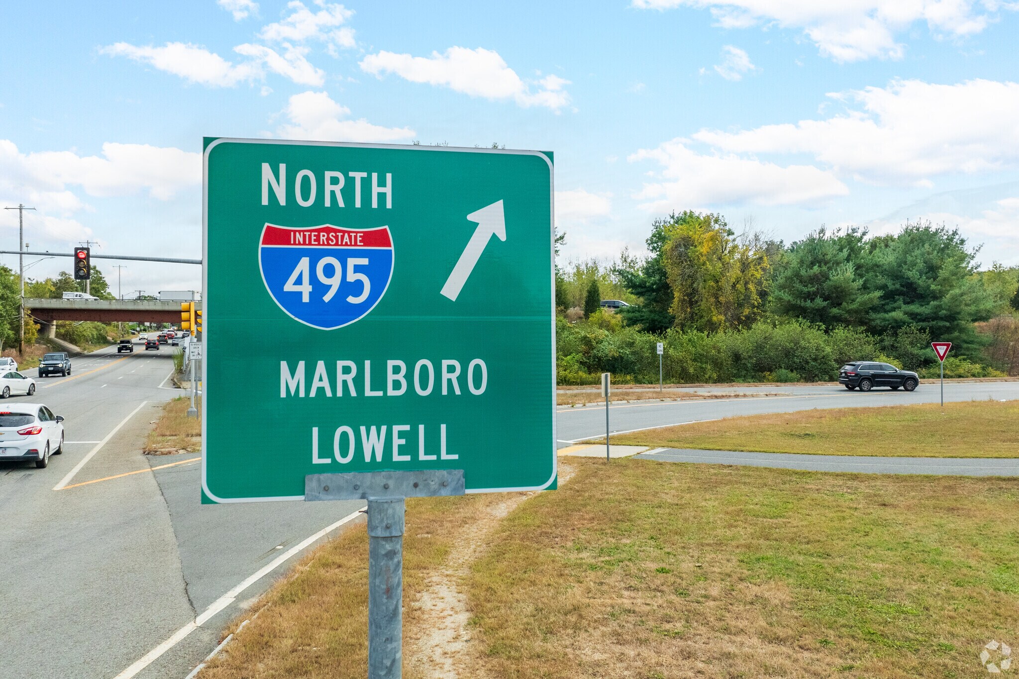 Mendon locals can access Interstate 495 quickly to commute to Boston.