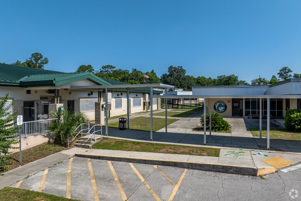 Alachua Elementary School has provided public education in Alachua for over 100 years.