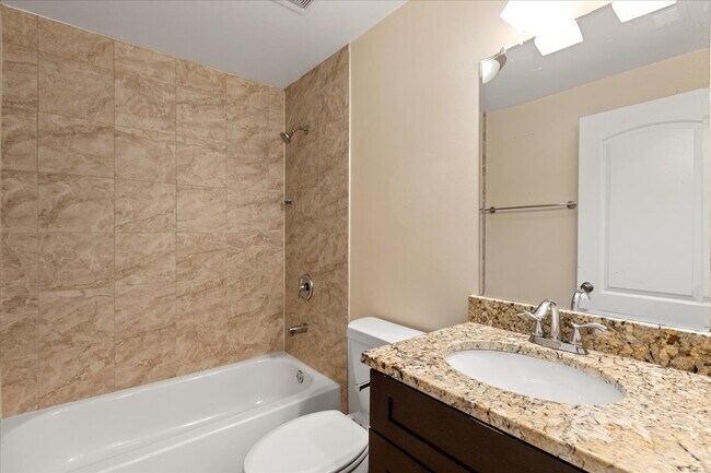 4016 N Central Park Ave unit 3w, Chicago, IL 60618 - photo 6