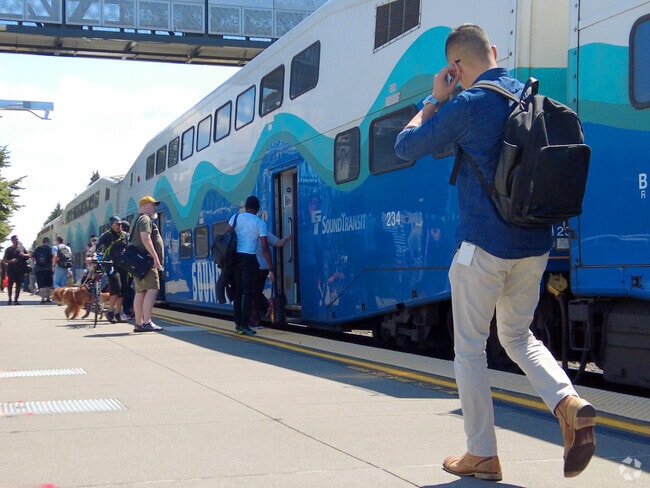 The Sounder train gives commuters easy access to Seattle and Tacoma.